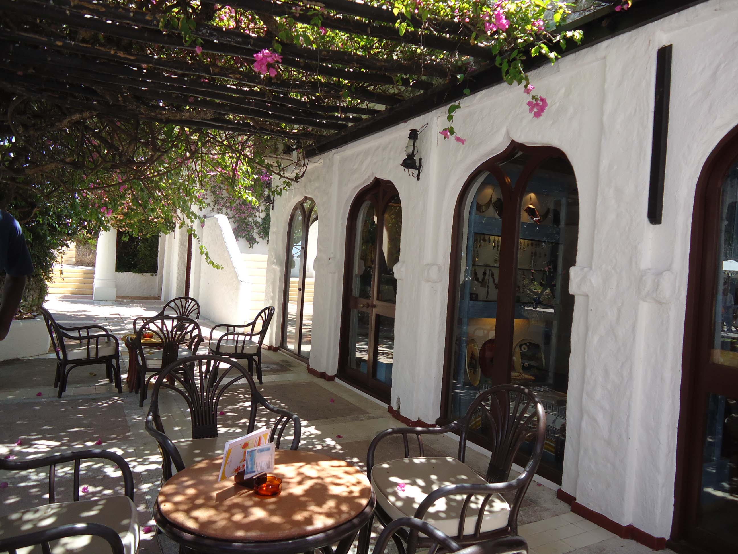 Serena Beach Hotel And Spa Shanzu — image 5 of 12
